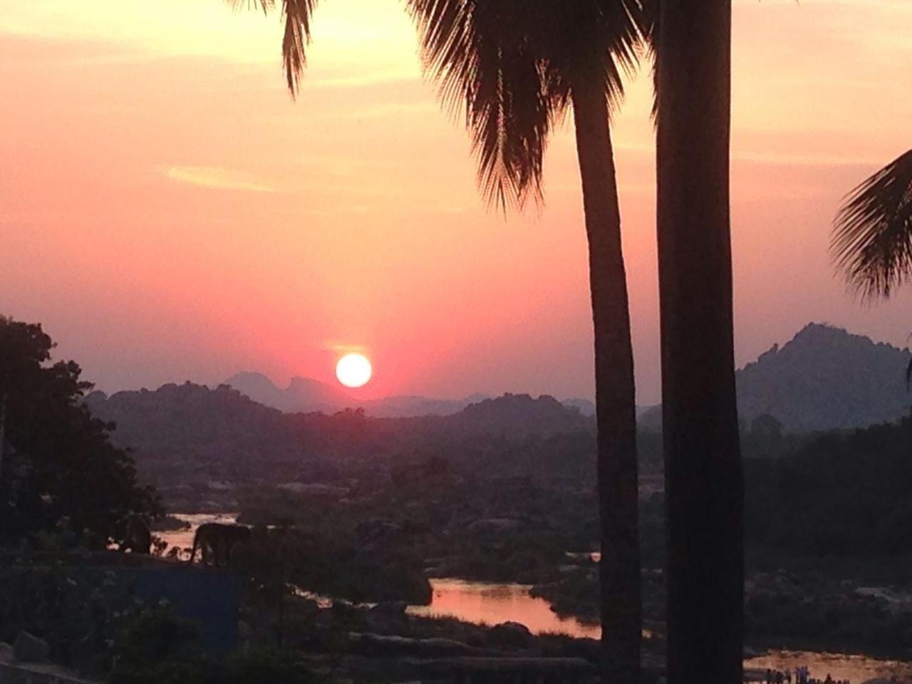 Archana Guest House River View Hampi Exterior photo